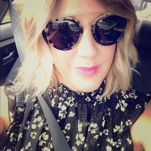 Meet your Posher, Julie